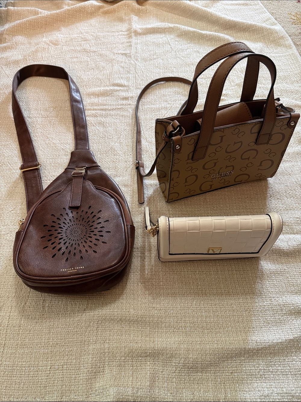 Women’s Handbag Lot